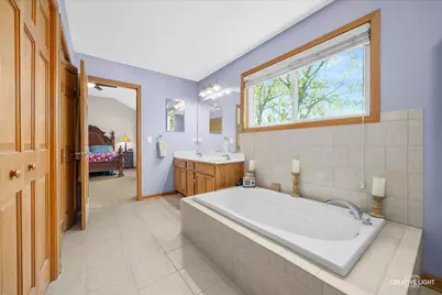 727 Lisa Road, West Dundee, IL 60118 - Photo 25