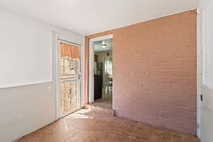 207 Brown Ave, Evanston, IL 60202 - Photo 13