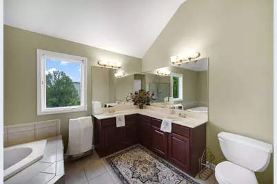852 Sunrise Drive, South Elgin, IL 60177 - Photo 31