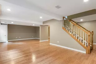 852 Sunrise Dr, South Elgin, IL 60177 - Photo 33