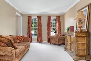 852 Sunrise Dr, South Elgin, IL 60177 - Photo 7