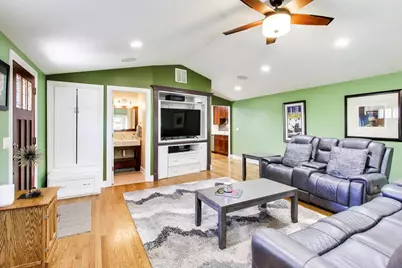 15352 W Cherrywood Lane, Libertyville, IL 60048 - Photo 13