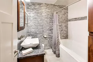 15352 W Cherrywood Ln, Libertyville, IL 60048 - Photo 29