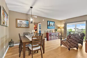 104 N Plum Grove Rd, Palatine, IL 60067 - Photo 5