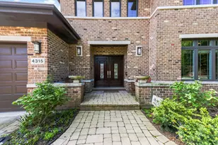 4315 Suffield Ct, Skokie, IL 60076 - Photo 3