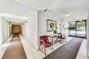 5500 Lincoln Ave, Morton Grove, IL 60053 - Photo 11