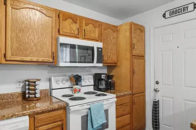 2405 Lawndale Drive, Champaign, IL 61821 - Photo 11