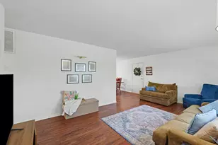2405 Lawndale Dr, Champaign, IL 61821 - Photo 3