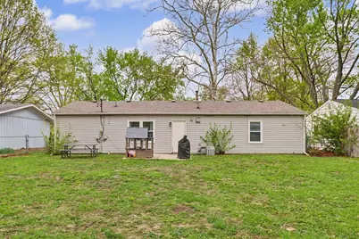 2405 Lawndale Drive, Champaign, IL 61821 - Photo 17