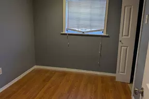 8112 S Exchange Ave, Chicago, IL 60617 - Photo 23