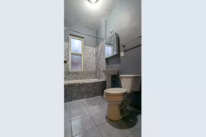 8112 S Exchange Avenue, Chicago, IL 60617 - Photo 7