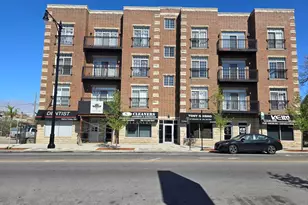 5321 N Lincoln Ave, Chicago, IL 60625 - Photo 1