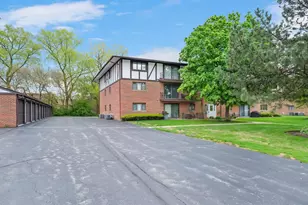 10985 S 84th Ave, Palos Hills, IL 60465 - Photo 19