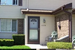 1328 Dove Ct, Mount Prospect, IL 60056 - Photo 1