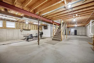 8903 Vail Ln, Woodridge, IL 60517 - Photo 15