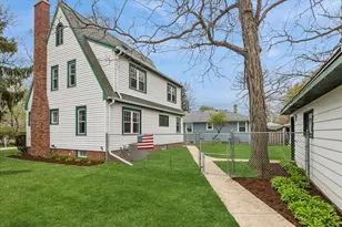 802 Kirkwood Ave, Winthrop Harbor, IL 60096 - Photo 5