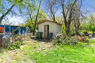17311 Central Park Ave, Hazel Crest, IL 60429 - Photo 29