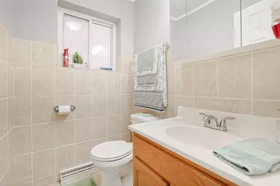 8711 Hamlin Avenue, Skokie, IL 60076 - Photo 7