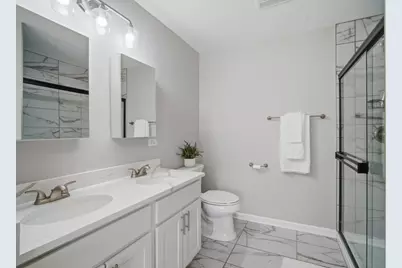 221 Stafford Drive, Mundelein, IL 60060 - Photo 19