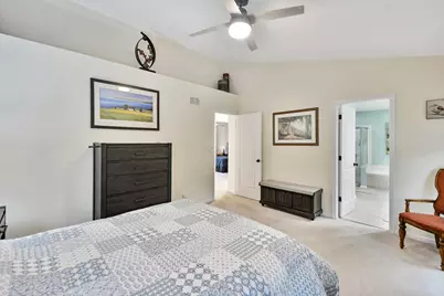 627 N Charter Hall Drive, Palatine, IL 60067 - Photo 17