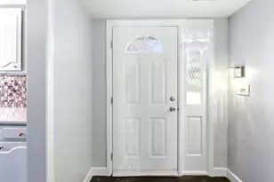 3N550 Crown Rd, Elmhurst, IL 60126 - Photo 3