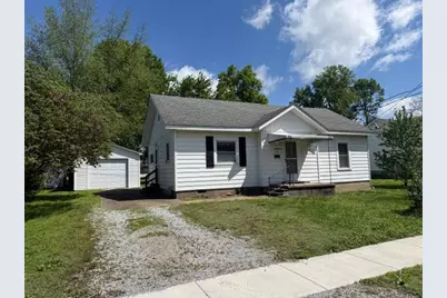 900 E Browning Street, Marion, IL 62959 - Photo 1