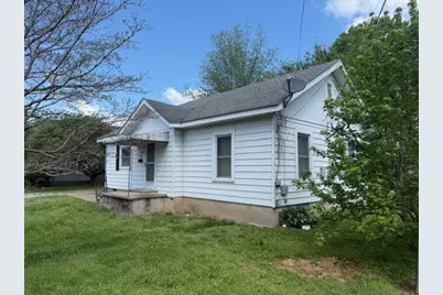 900 E Browning Street, Marion, IL 62959 - Photo 3