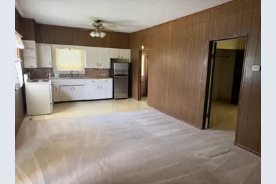900 E Browning Street, Marion, IL 62959 - Photo 7