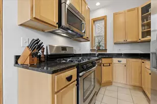 4216 N Winchester Ave, Chicago, IL 60613 - Photo 15