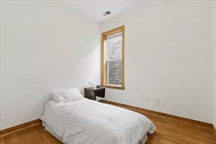 4216 N Winchester Ave, Chicago, IL 60613 - Photo 13