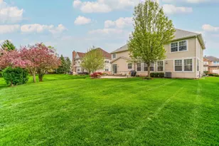 258 Colonial Dr, Vernon Hills, IL 60061 - Photo 33