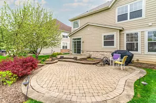 258 Colonial Dr, Vernon Hills, IL 60061 - Photo 31