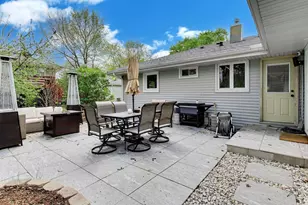 9 Johnathan Rd, Lake Zurich, IL 60047 - Photo 25