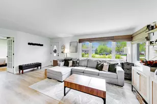 9 Johnathan Rd, Lake Zurich, IL 60047 - Photo 5