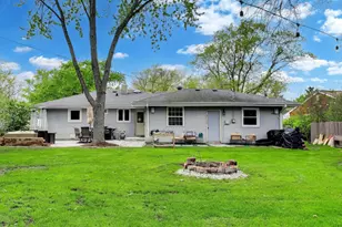 9 Johnathan Rd, Lake Zurich, IL 60047 - Photo 21