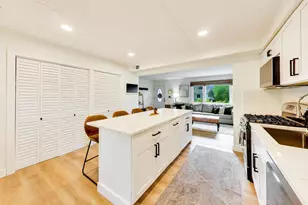 9 Johnathan Rd, Lake Zurich, IL 60047 - Photo 9