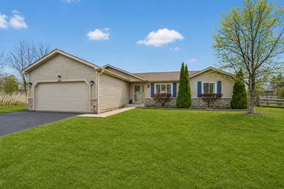 225 Cavin Avenue, Winthrop Harbor, IL 60096 - Photo 1