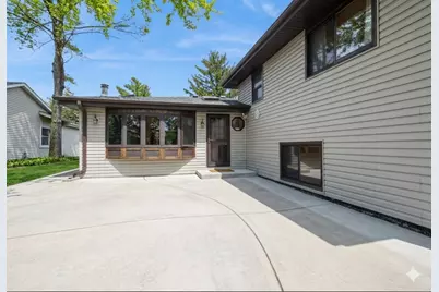 1020 Valewood Drive, Bartlett, IL 60103 - Photo 23