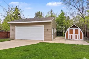 218 N Louis St, Mount Prospect, IL 60056 - Photo 29