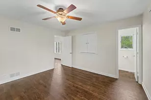 218 N Louis St, Mount Prospect, IL 60056 - Photo 15