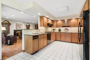2208 Milton Ave, Park Ridge, IL 60068 - Photo 9