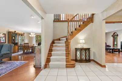 2208 Milton Avenue, Park Ridge, IL 60068 - Photo 3