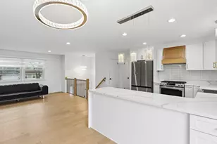 331 Gareth Ln, Schaumburg, IL 60193 - Photo 7