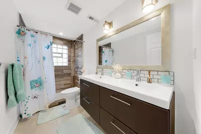 9447 Overhill Avenue, Morton Grove, IL 60053 - Photo 17