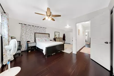 9447 Overhill Avenue, Morton Grove, IL 60053 - Photo 13