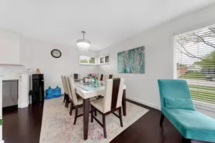 9447 Overhill Ave, Morton Grove, IL 60053 - Photo 9