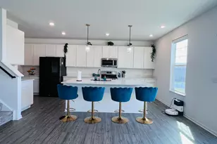 1188 Josie Ln, Hampshire, IL 60140 - Photo 9
