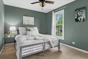 733 Cypress Ln, Carol Stream, IL 60188 - Photo 15
