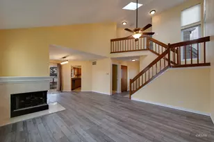 344 Kildare Ct, Carol Stream, IL 60188 - Photo 3