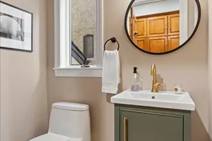 1123 Cleveland St, Evanston, IL 60202 - Photo 17